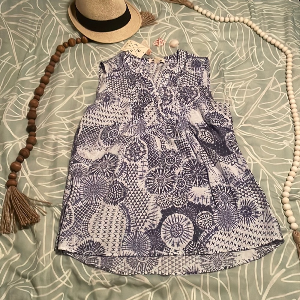 Casual or dressy tank top.